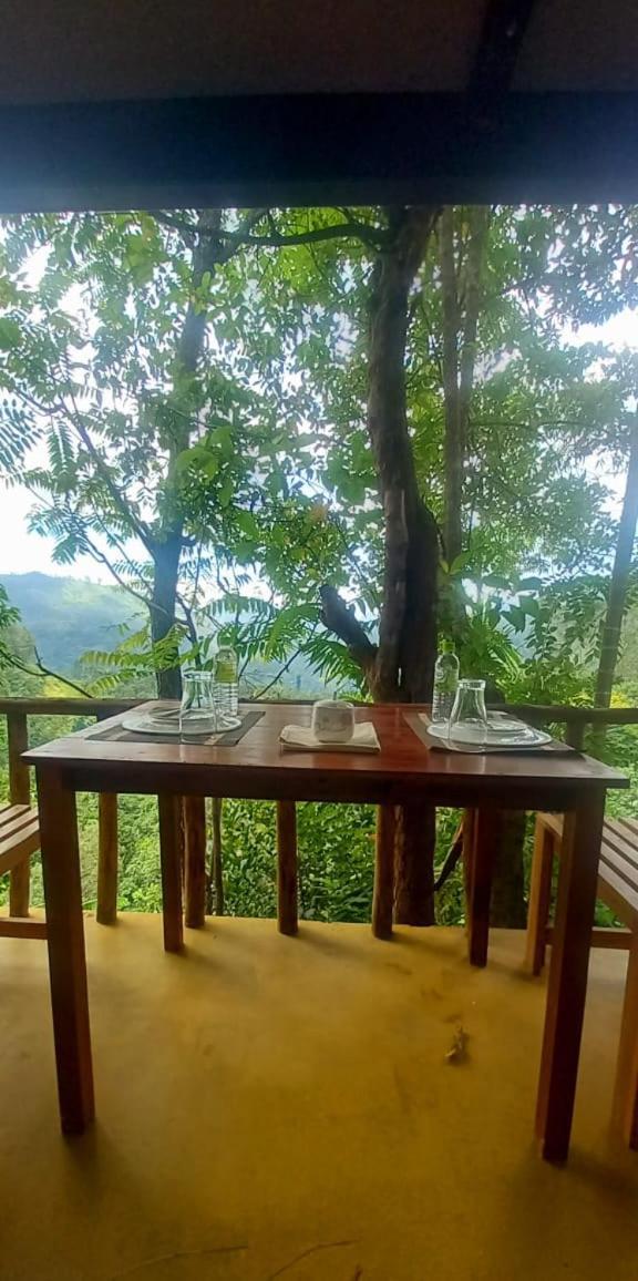 Shalomi Nine Arch Bliss Bed and Breakfast Ella Buitenkant foto
