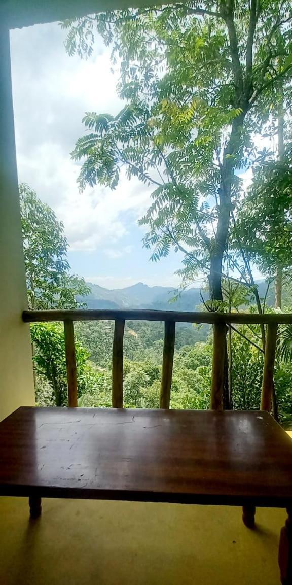 Shalomi Nine Arch Bliss Bed and Breakfast Ella Buitenkant foto